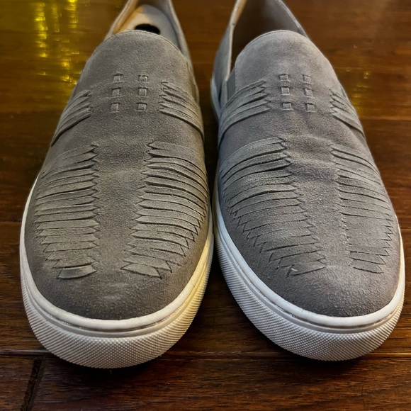 Vince Camuto Shoes - Picture 2 of 5